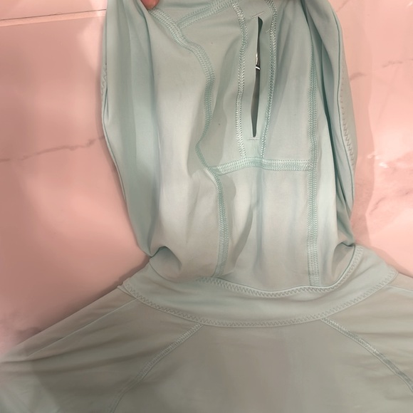 Lululemon Runbeam Hoodie - Picture 8 of 9